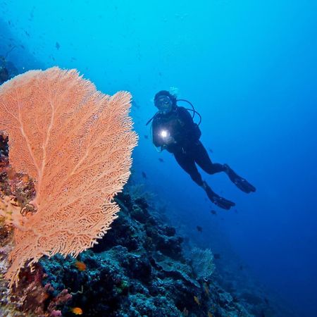 Innahura Maldives Resort Kurendhoo Zewnętrze zdjęcie