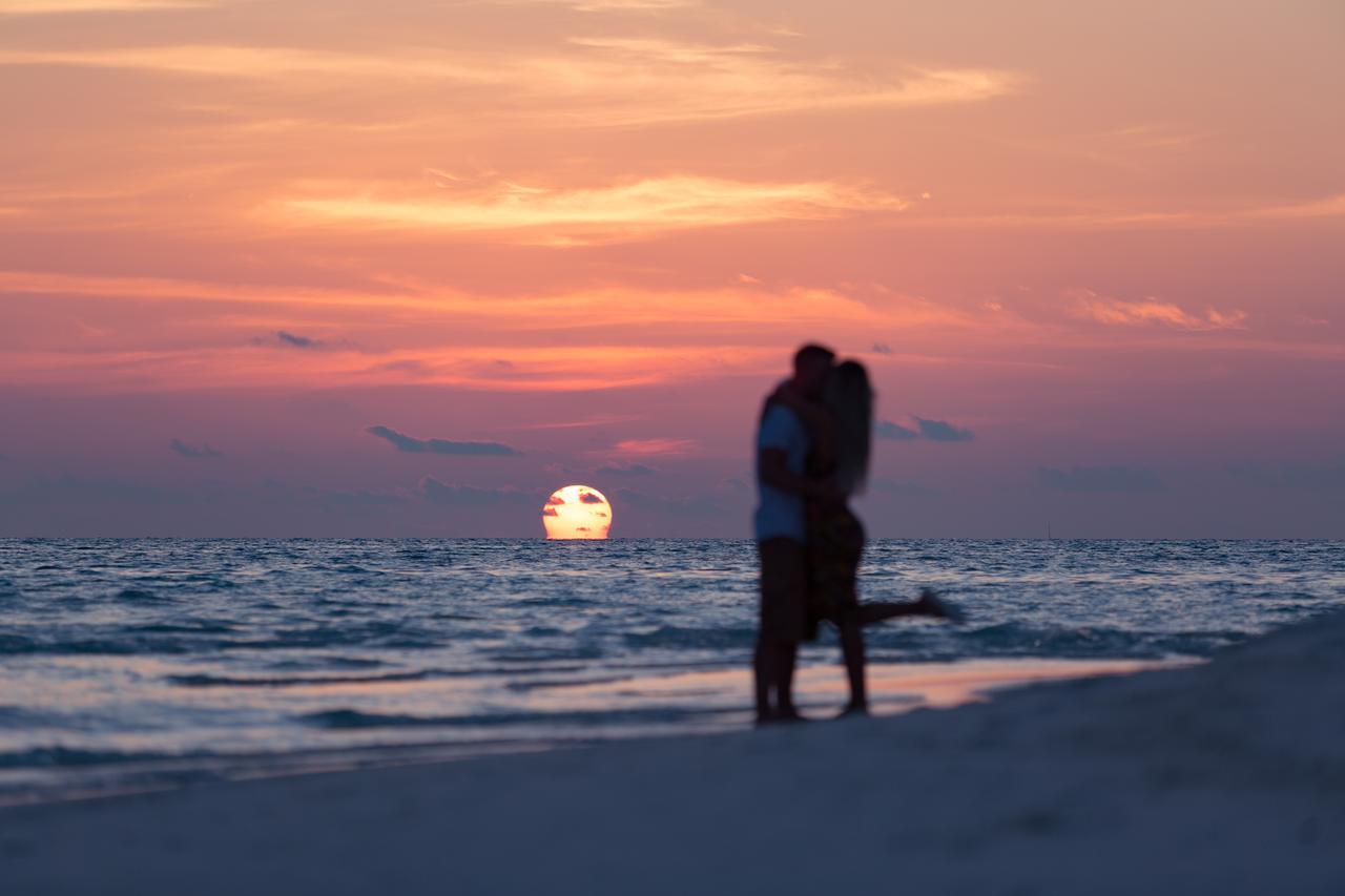 Innahura Maldives Resort Kurendhoo Zewnętrze zdjęcie